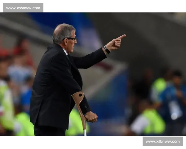 第三回合暴击终结！布莱切克 TKO 塔瓦雷斯锁定胜局