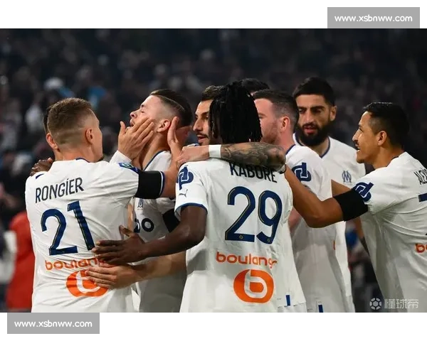 欧冠焦点战大巴黎迎战伊斯坦布尔强强对话看点十足胜负悬念引爆夜晚